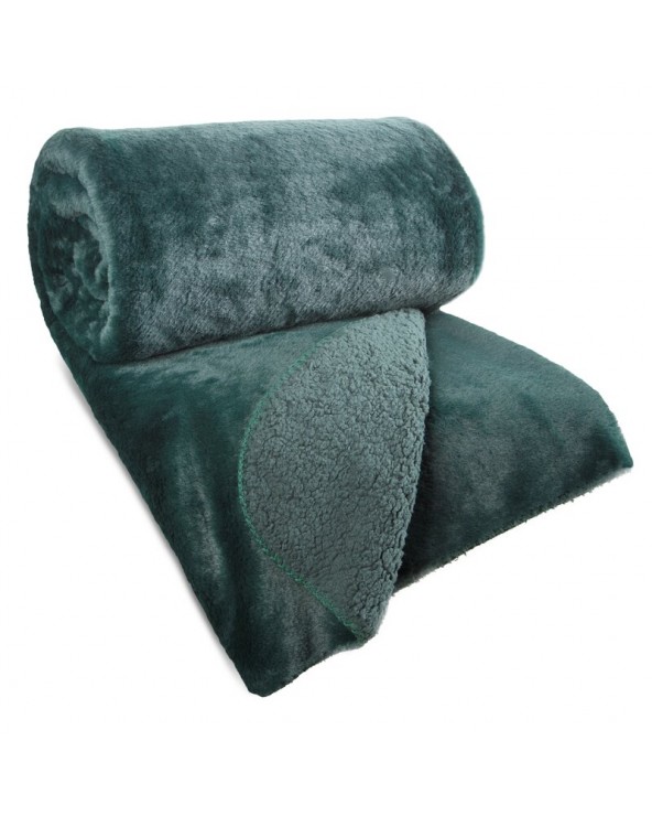 Narzuta pluszowa sherpa 170x210 Nina ciemnozielona Eurofirany
