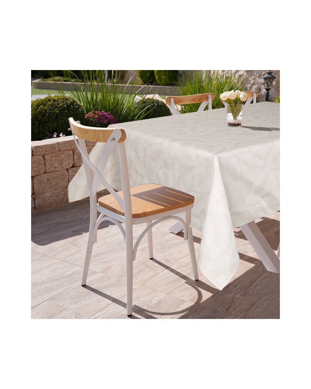 Obrus ogrodowy wodoodporny 140x220 Garden 11G beżowy/biały Eurofirany