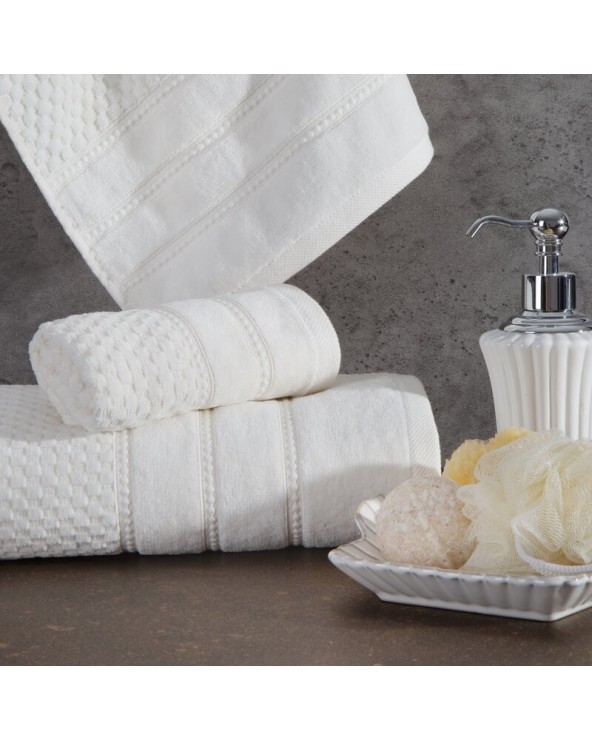 Ręcznik bawełna 50x90 Adore czerwony Eurofirany