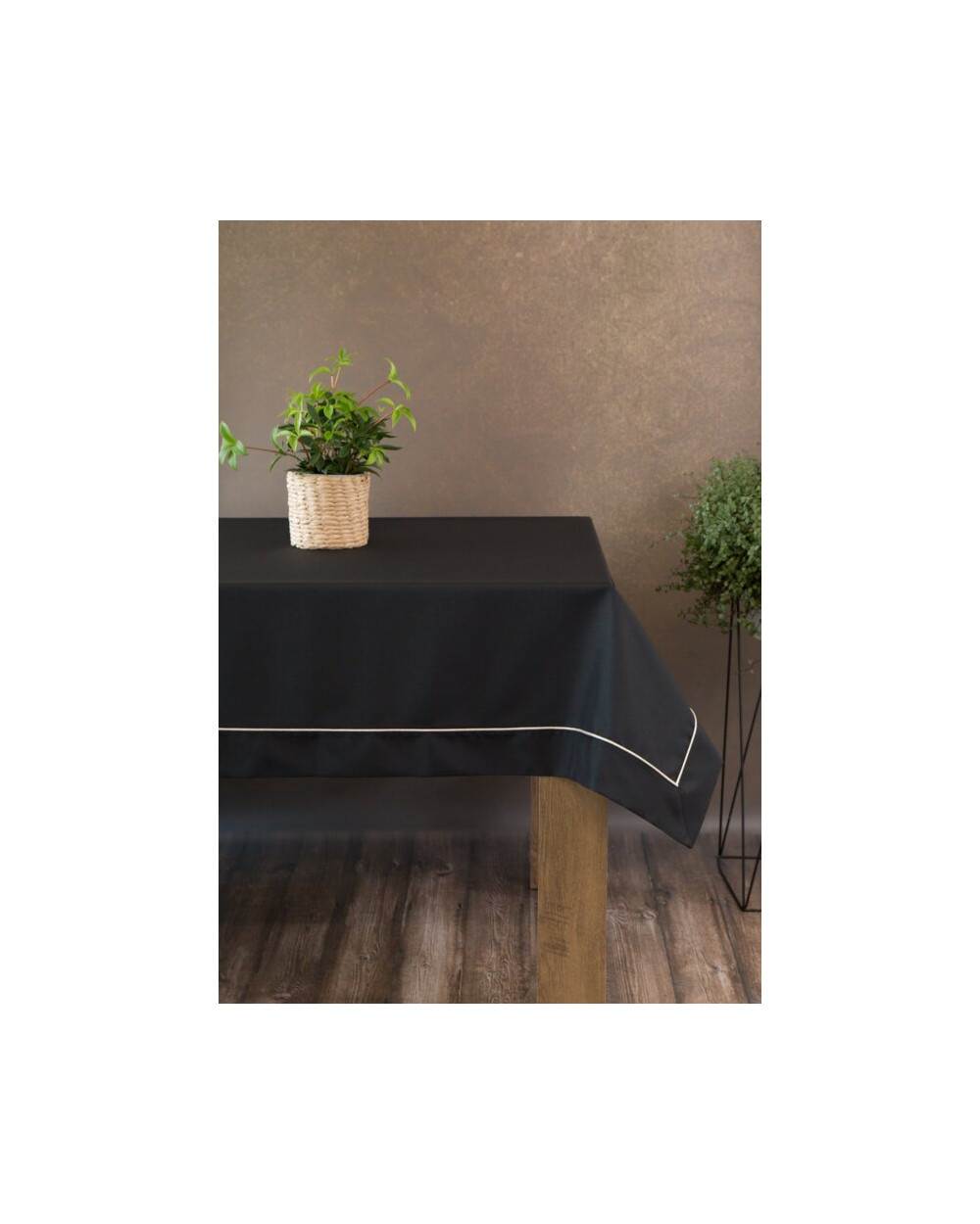 Obrus 145x300 Dorita czarny Eurofirany