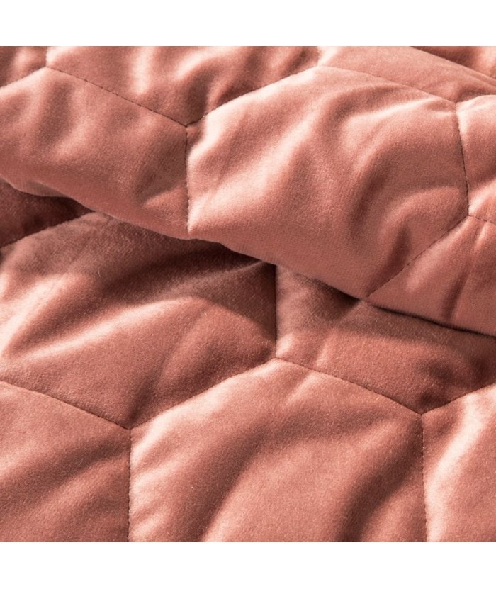 Narzuta velvet Greg 220x240 ciemnoróżowa Eurofirany Narzuta velvet Greg 220x240 ciemnoróżowa