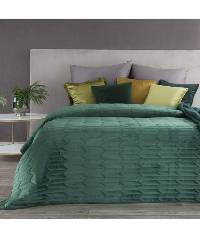 Narzuta velvet Sofia 1 170x210 ciemnozielona Eurofirany Narzuta velvet Sofia 1 170x210 ciemnozielona