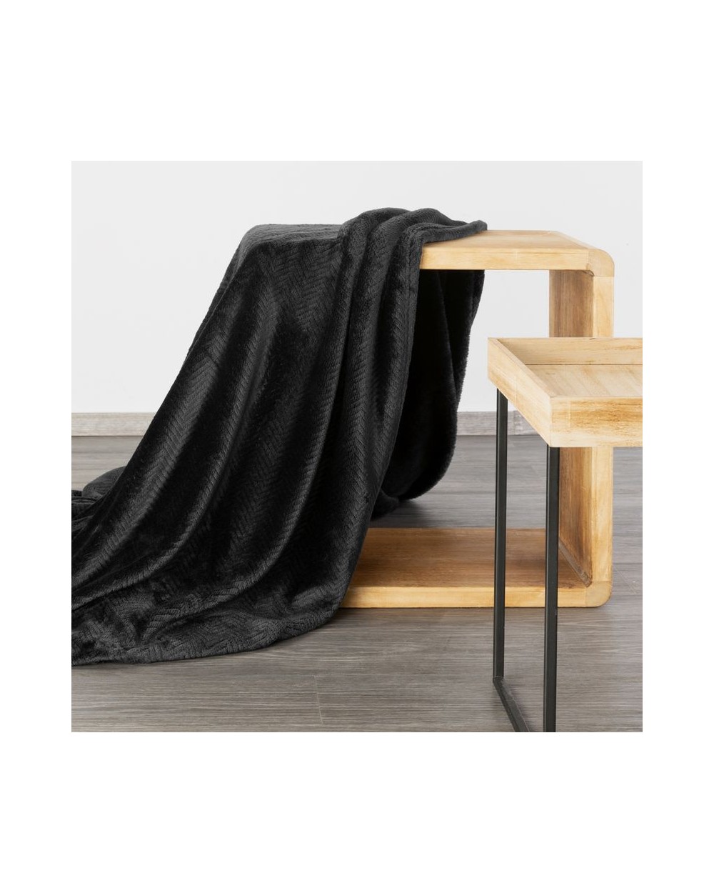 Koc pluszowy 170x210 Cindy 5 czarny